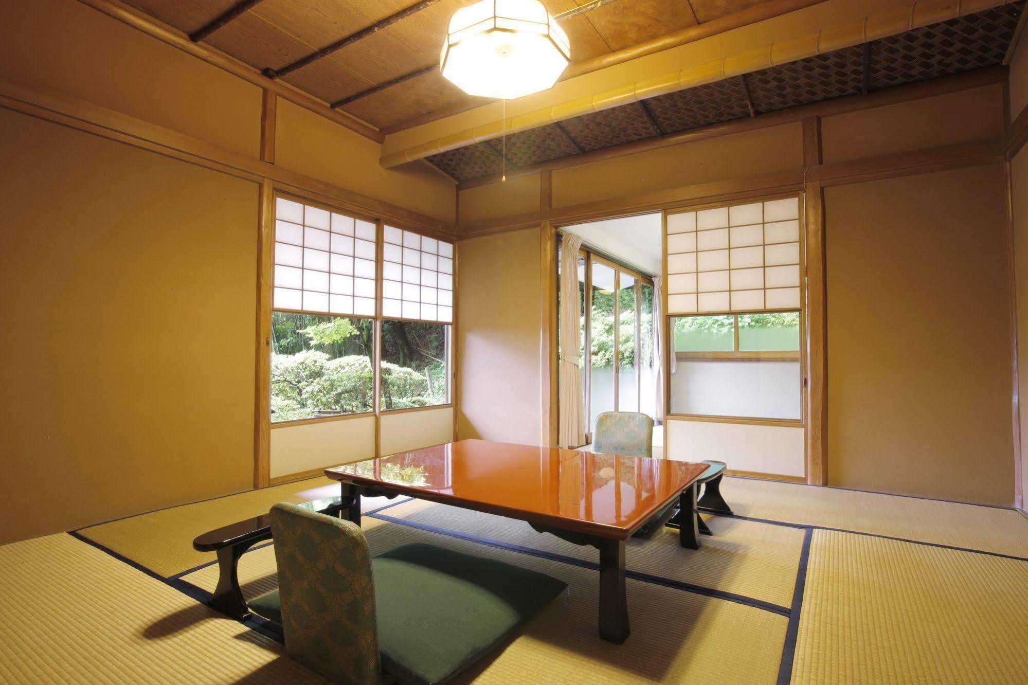 Hotel Kona Besso à Izunokuni Extérieur photo