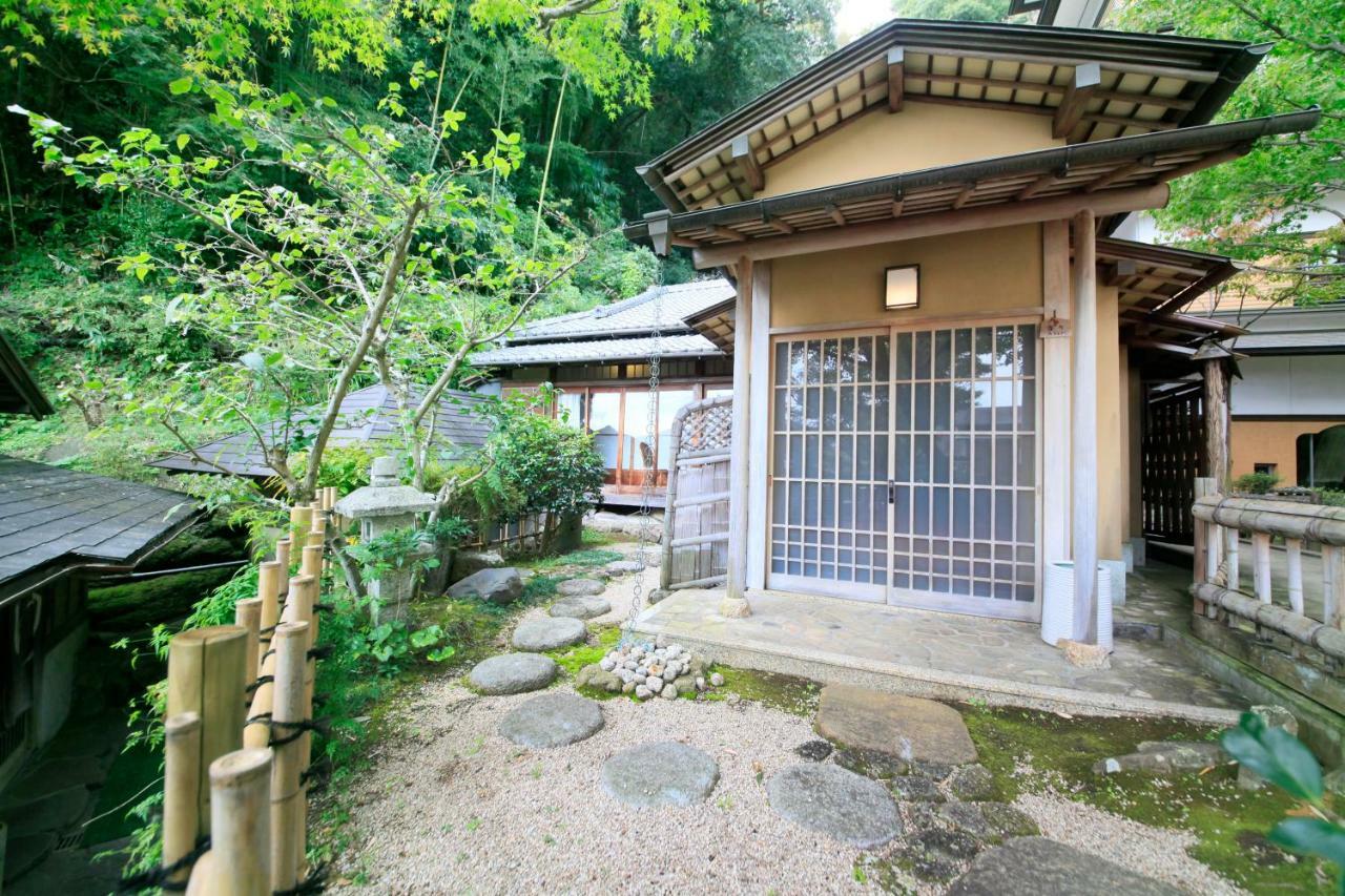 Hotel Kona Besso à Izunokuni Extérieur photo